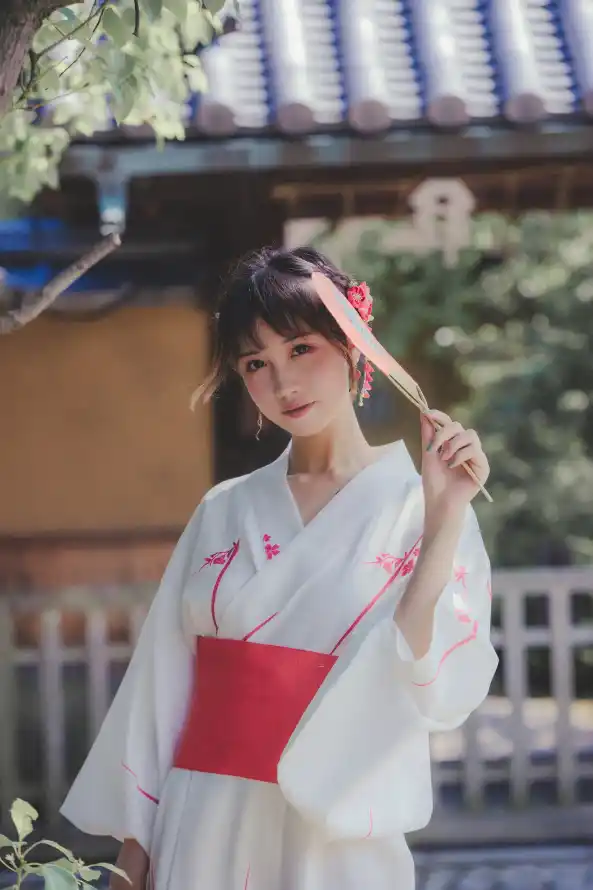 无码免费大香伊蕉在人线国产_国产精品国产三级国产专不_国产亚洲日韩在线播放更多