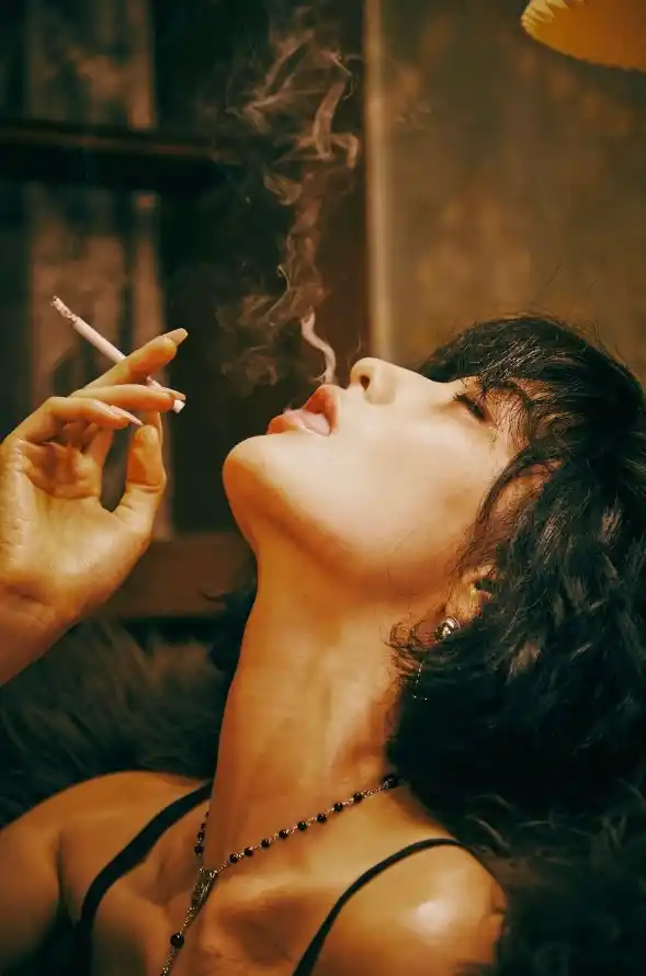 无码免费大香伊蕉在人线国产_国产精品国产三级国产专不_国产亚洲日韩在线播放更多